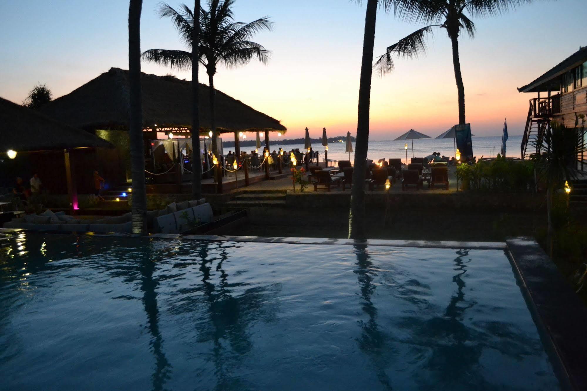 Grand Sunset Gili Air Hotel ภายนอก รูปภาพ