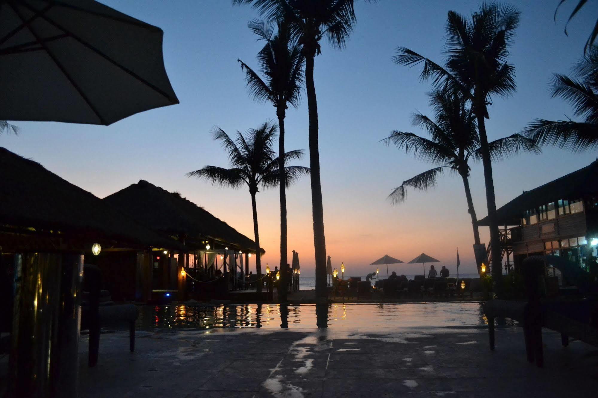 Grand Sunset Gili Air Hotel ภายนอก รูปภาพ