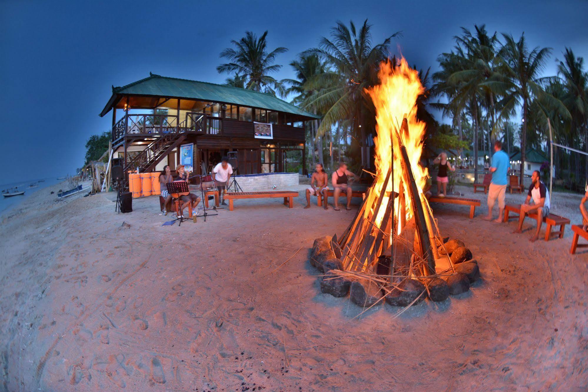 Grand Sunset Gili Air Hotel ภายนอก รูปภาพ